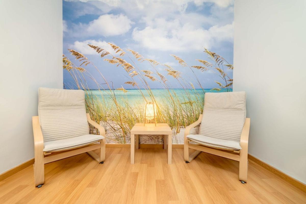 -Malagasunapts- Stylish City Centre Pool&Parking מראה חיצוני תמונה