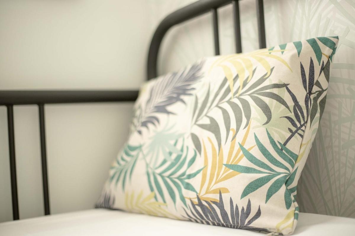 -Malagasunapts- Stylish City Centre Pool&Parking מראה חיצוני תמונה