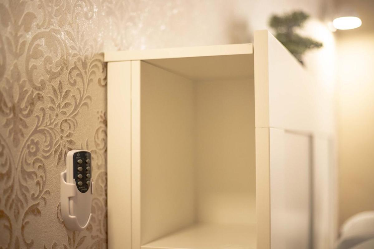 -Malagasunapts- Stylish City Centre Pool&Parking מראה חיצוני תמונה