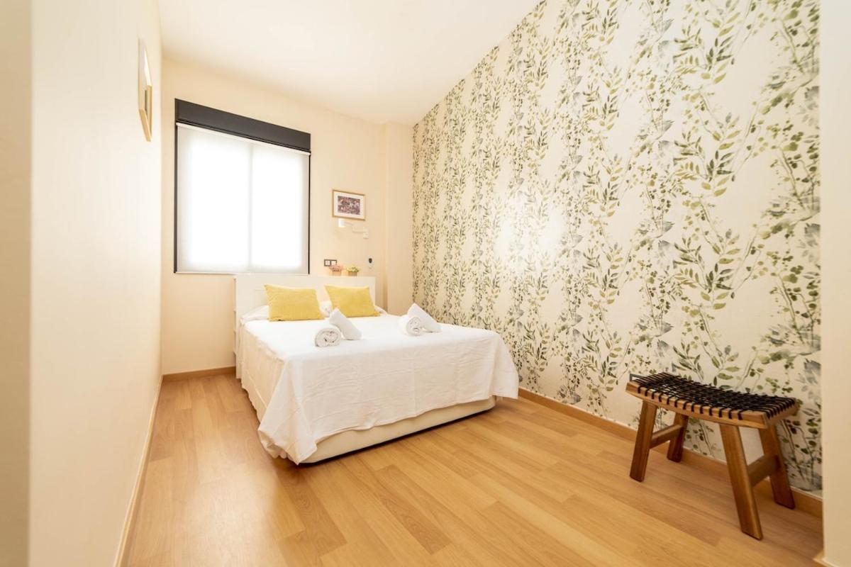 -Malagasunapts- Stylish City Centre Pool&Parking מראה חיצוני תמונה