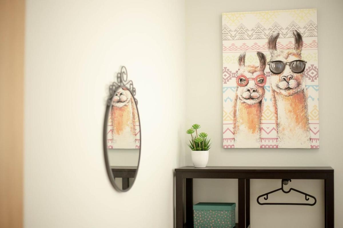 -Malagasunapts- Stylish City Centre Pool&Parking מראה חיצוני תמונה